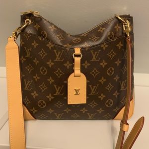 Like New Authentic Louis Vuitton Odeon MM
